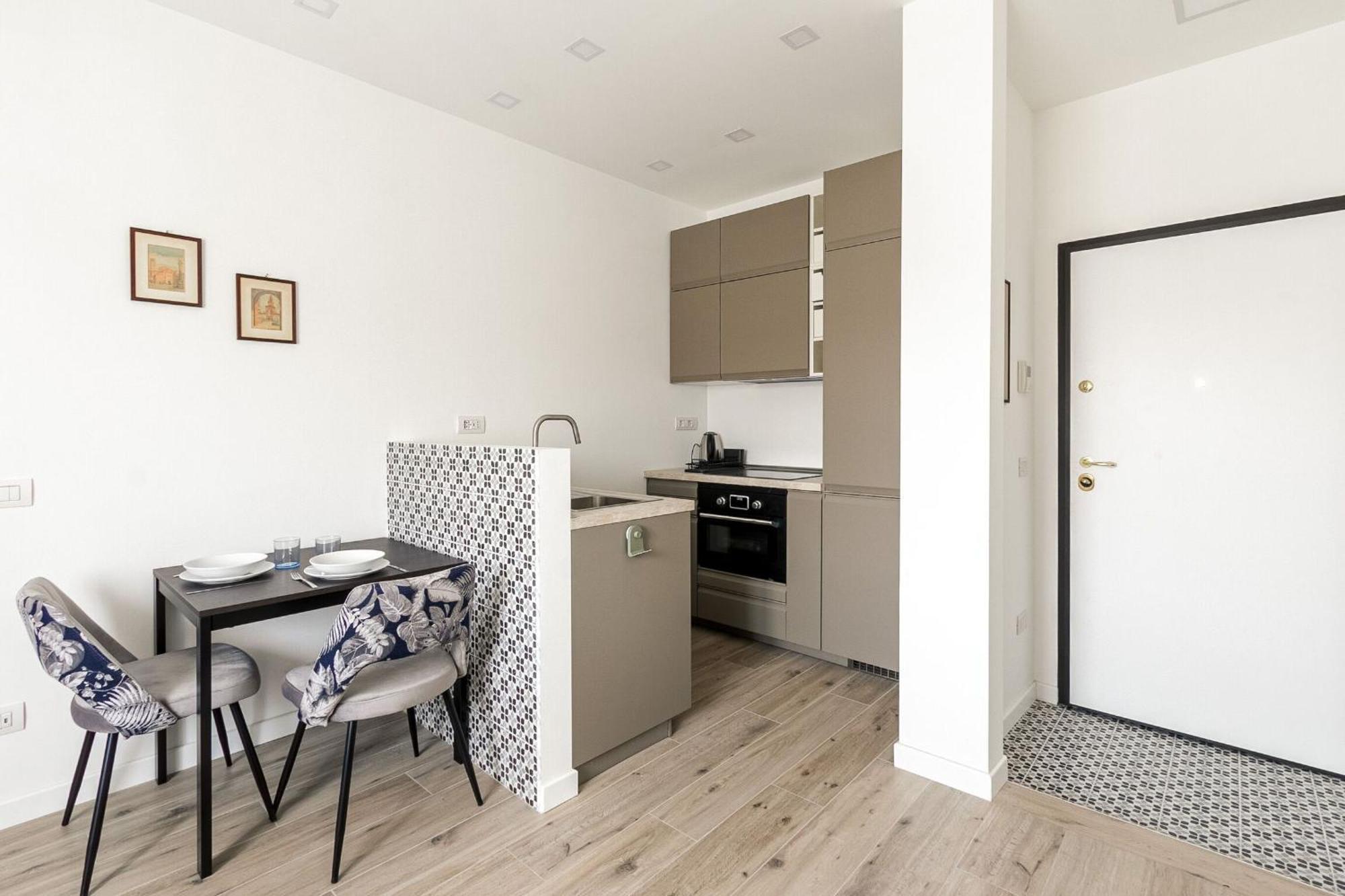 Tadino Ai Giardini Indro Montanelli By Halldis Appartement Milan